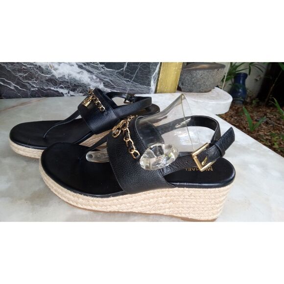 Michael Kors Elsa Leather Wedge Thong Sandal Charm Logo Black - Picture 6 of 11